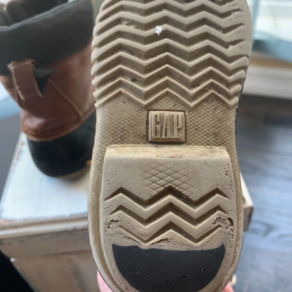 Gap Duck Boot - Picture 8 of 9